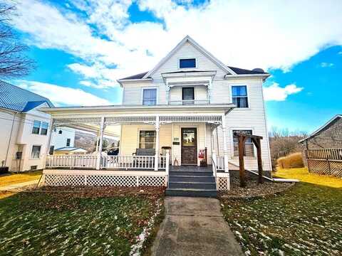 982 W Main St, Troy, PA 16947