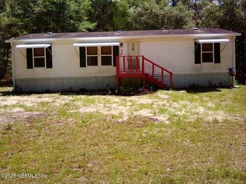 704 USINA Avenue, Interlachen, FL 32148