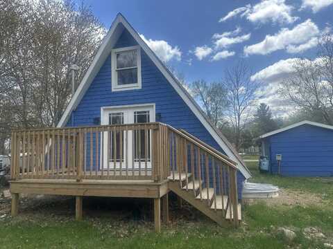 340 Ln 415b Jimmerson Lk, Fremont, IN 46737
