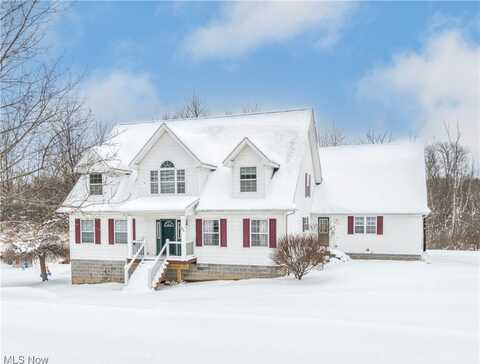 209 Canfield Drive, Chardon, OH 44024