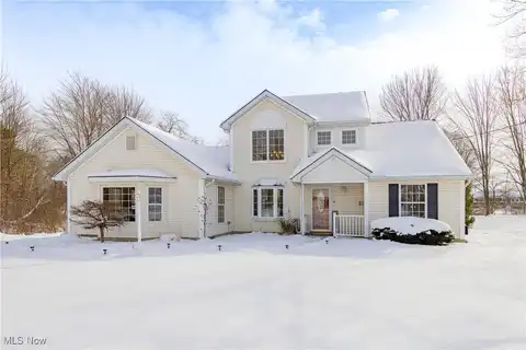 62 Rockaway Drive, Roaming Shores, OH 44085