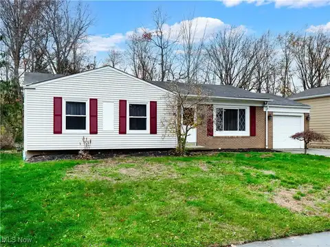 26925 Southwood Lane, Olmsted Falls, OH 44138