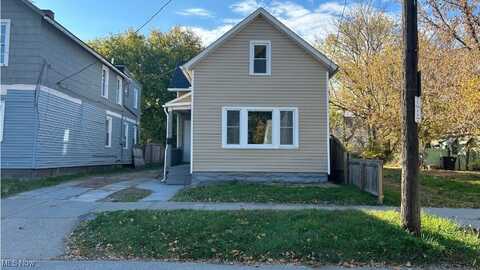 3176 W 44th Street, Cleveland, OH 44109