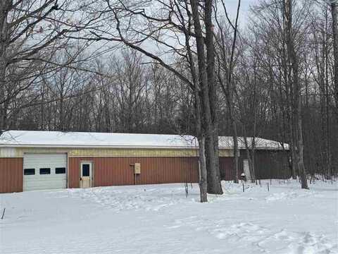 7400 Maple, Carp Lake, MI 49718