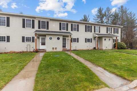 54 Colonial Road, Fairfax, VT 05454