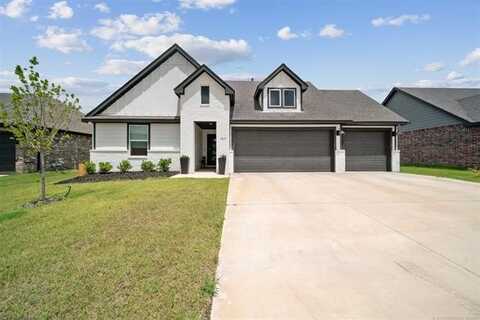 7117 E 154th Place S, Bixby, OK 74008