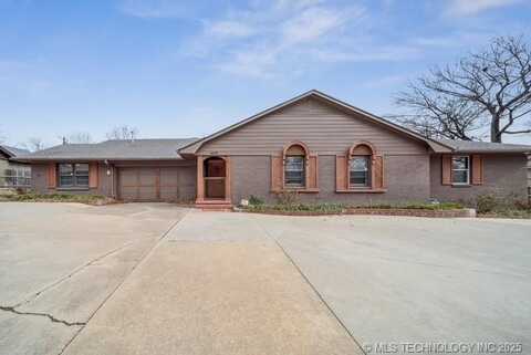 4633 S Delaware Avenue, Tulsa, OK 74105