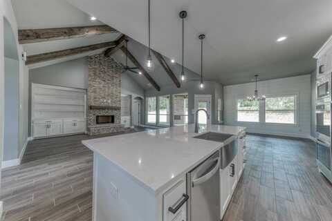 715 Winkler Way, Springtown, TX 76082