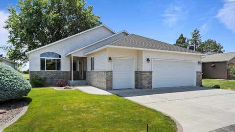 117 Bellerive Lane, Pasco, WA 99301