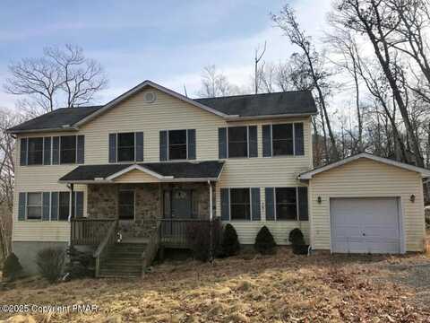 217 St Andrews Drive, Bushkill, PA 18324