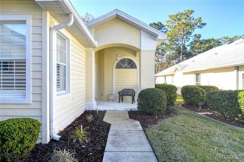 44 W Byrsonima Loop, Homosassa, FL 34446