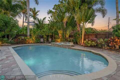 425 NE 25th St, Wilton Manors, FL 33305