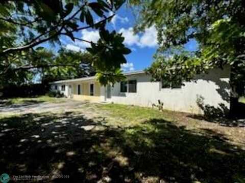 1405 Kirk Rd, West Palm Beach, FL 33406