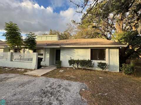 4639 N PINE HILLS, Orlando, FL 32808