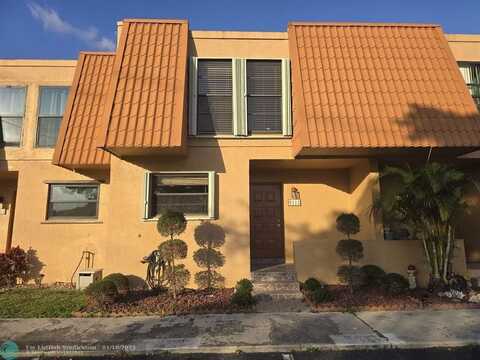 9111 Orchid Tree Ln, Hollywood, FL 33024