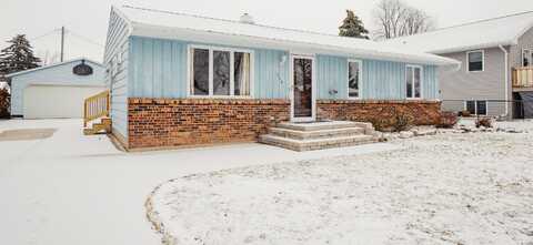 916 LOUISE Street, NEENAH, WI 54956