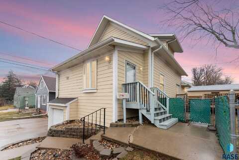 509 E 18th St, Sioux Falls, SD 57105