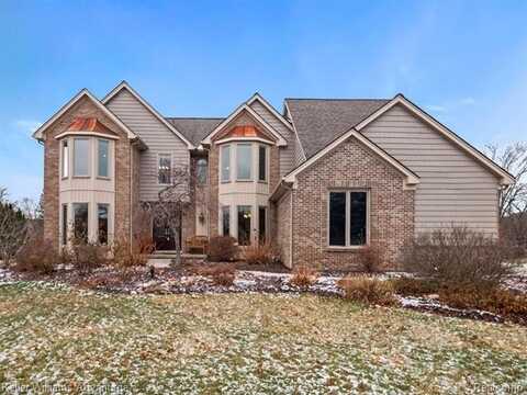 22145 Daleview Drive, Novi, MI 48374