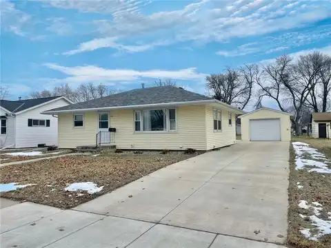 511 N Van Buren Avenue, Springfield, MN 56087