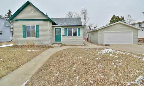 701 4th Avenue SW, Hutchinson, MN 55350