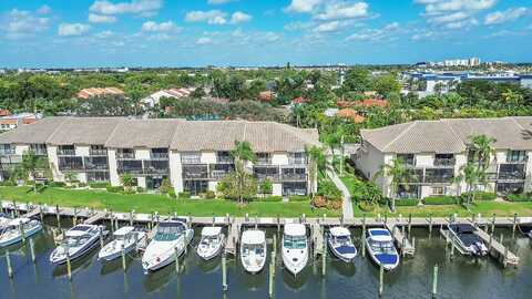 210 Captains Walk, Delray Beach, FL 33483