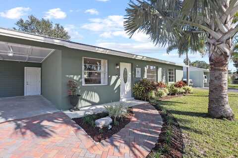 1009 Mohican Boulevard, Jupiter, FL 33458