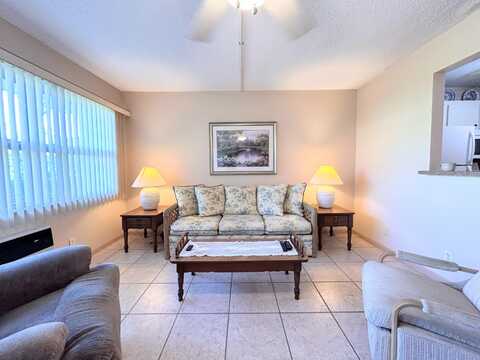 200 Horizons W, Boynton Beach, FL 33435