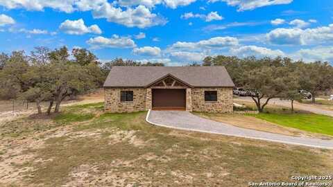 238 SABINAS CREEK RANCH RD, Boerne, TX 78006