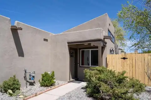 1467 Clark, Santa Fe, NM 87507