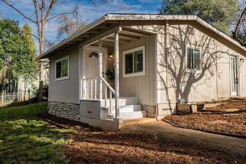 941 Mussel Shoals Avenue, Shasta Lake, CA 96019