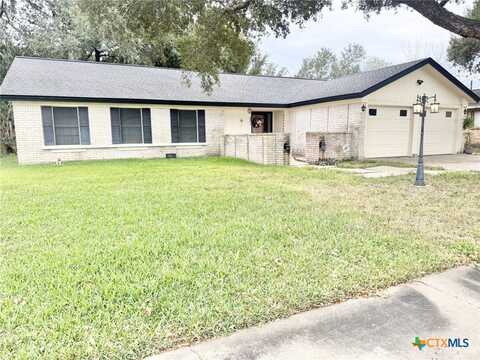 201 Castleway Street, Victoria, TX 77904