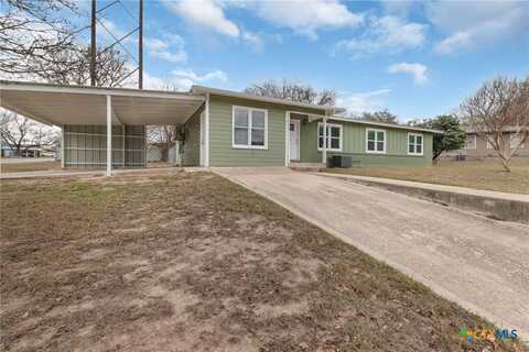 17 Matthews Drive, Lampasas, TX 76550