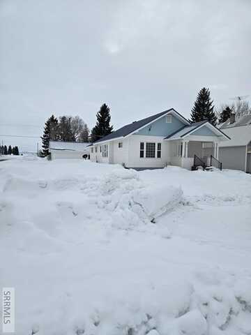 488 Idaho Street, Ashton, ID 83420