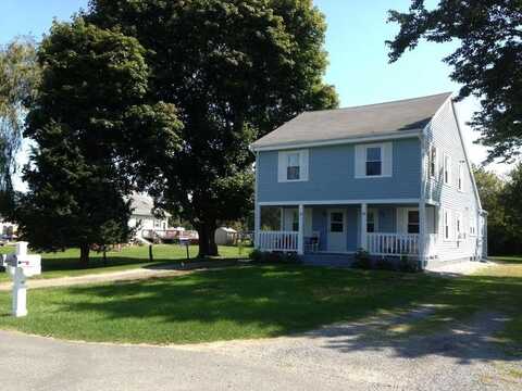 18 Willow Court, Portsmouth, RI 02871