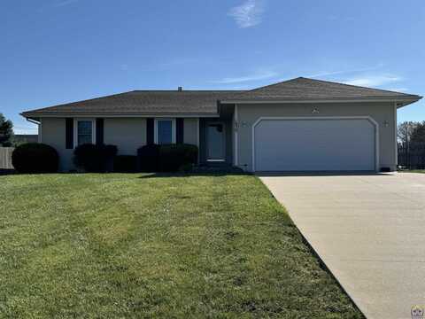 1830 SW Valley View CT, Topeka, KS 66615