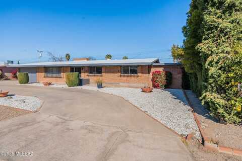 6031 E Eastland Street, Tucson, AZ 85711