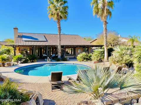 1556 W Periwinkle Place, Tucson, AZ 85737