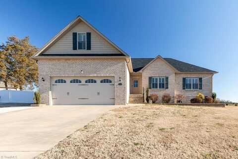 114 Solitaire Drive, Trinity, NC 27370