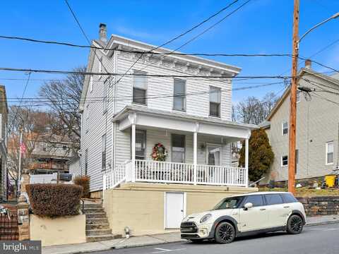 27 E WILLIAM STREET, SCHUYLKILL HAVEN, PA 17972