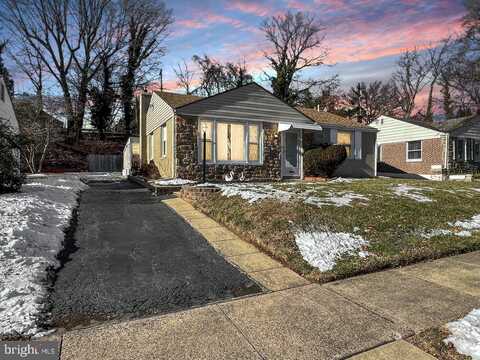 5211 ARROWHEAD LANE, DREXEL HILL, PA 19026