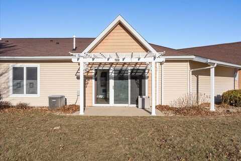 4125 Autumn Ridge Road, Cedar Falls, IA 50613