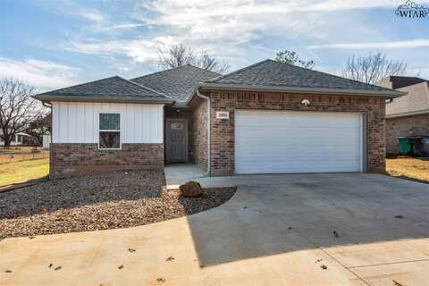 2405 MISSILE ROAD, Wichita Falls, TX 76306