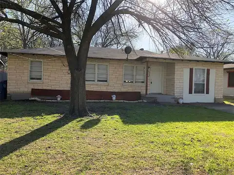 Doyle, LANCASTER, TX 75134