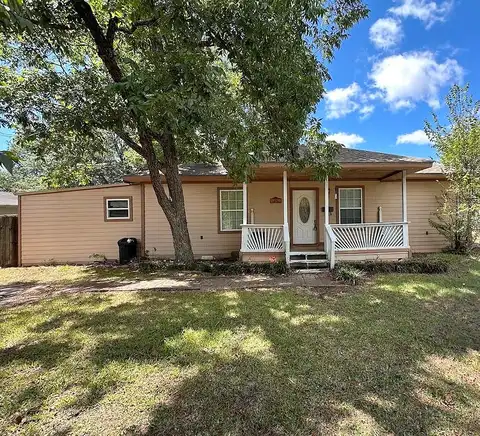 W Austin Avenue, Cooper, TX 75432