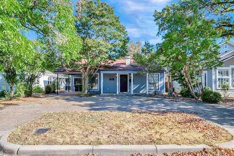 Pershing, FORT WORTH, TX 76107