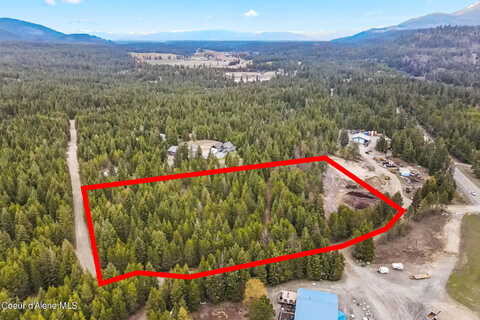 Nka Latigo Ln, Naples, ID 83847