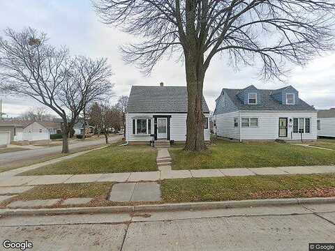 68Th, MILWAUKEE, WI 53219