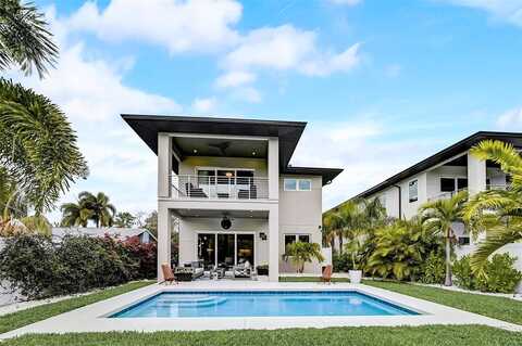 Pine, SARASOTA, FL 34231