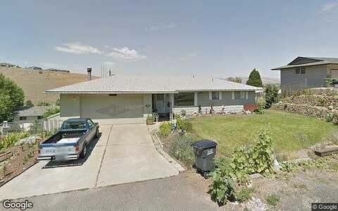 Riverview, SELAH, WA 98942