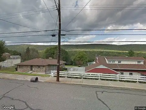 Center, NESQUEHONING, PA 18240